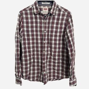 Levi’s Plaid Button Down Shirt